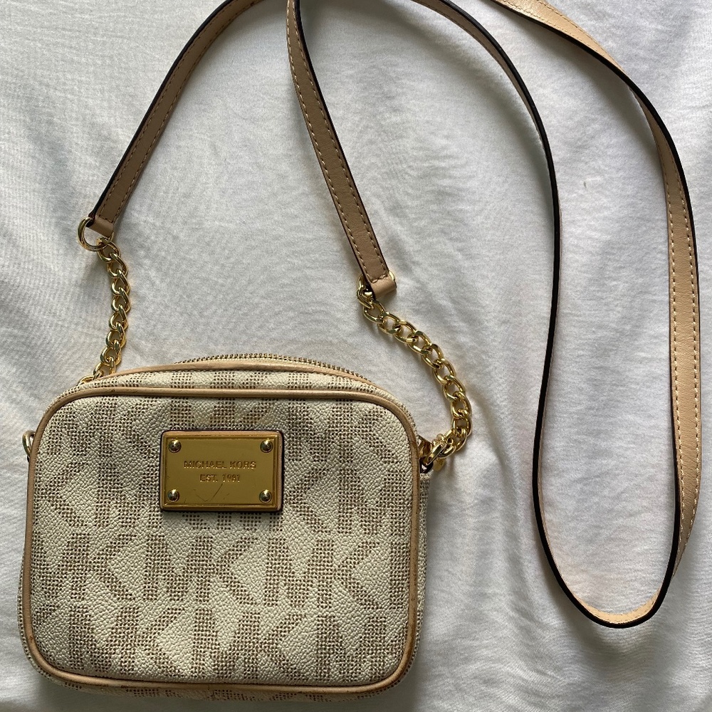Michael Kors Crossbody